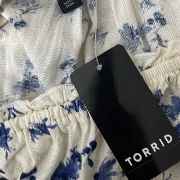 NWT TORRID Rayon Slub Waist Detail Blouson Sleeved Blouse in Floral White 2X - Picture 11 of 11
